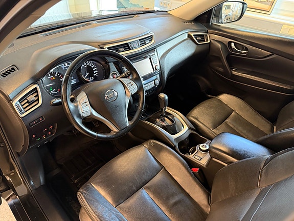 Nissan X-Trail 14 of 30