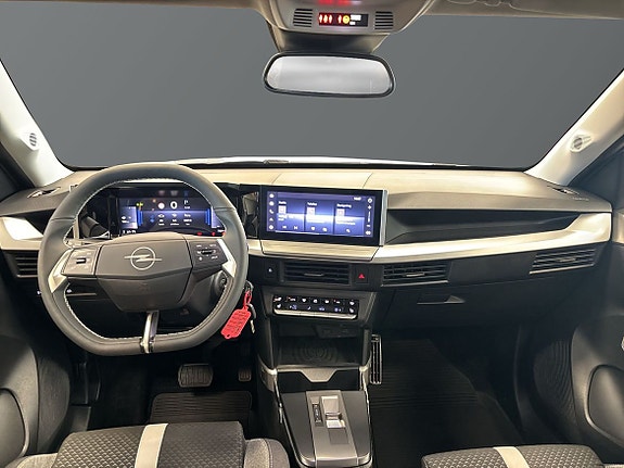 Opel Frontera 9 of 14