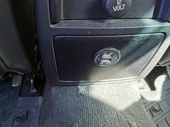Volvo V70 15 of 19
