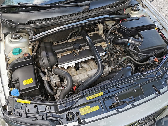 Volvo V70 10 of 19