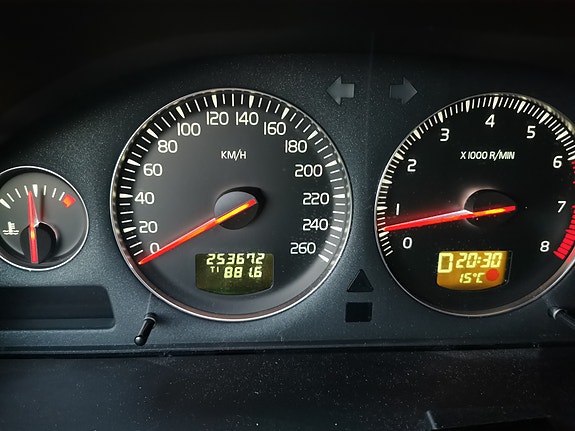 Volvo V70 17 of 19