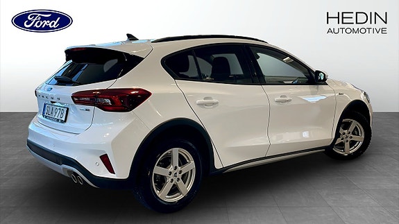 Ford Focus 2 of 26