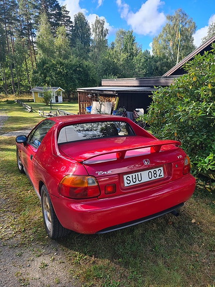 Honda CR-X 2 of 3