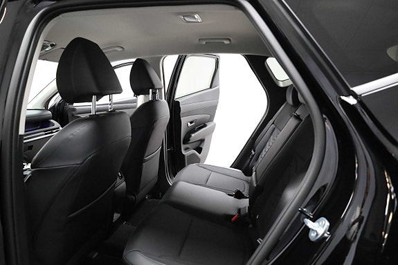 Hyundai Tucson 4 of 28