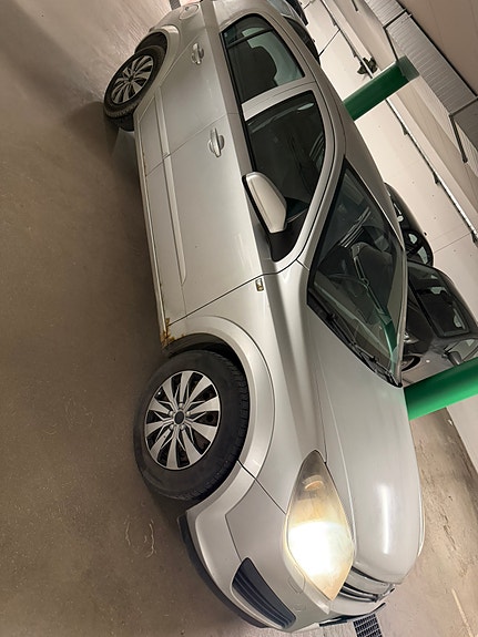 Opel Astra 2 of 4