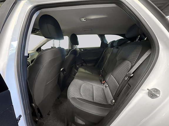 Kia Ceed 9 of 18