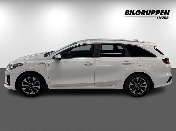 Kia Ceed 4 of 18