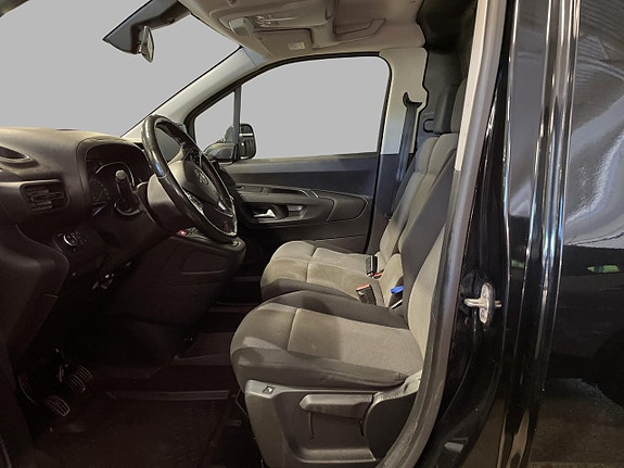 Opel Combo 9 of 16