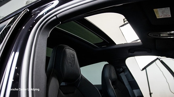 Porsche Panamera 4 22 of 24