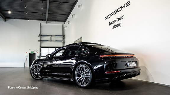 Porsche Panamera 4 5 of 24