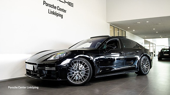Porsche Panamera 4 7 of 24