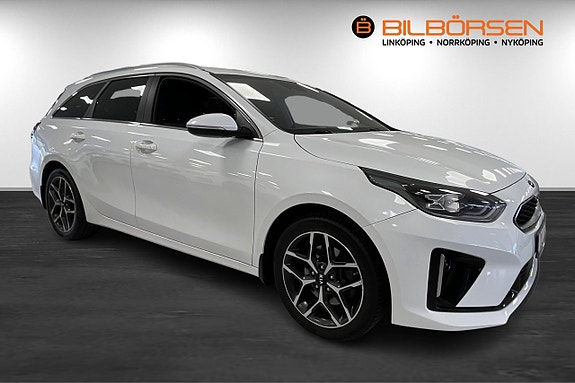 Kia Ceed 3 of 14