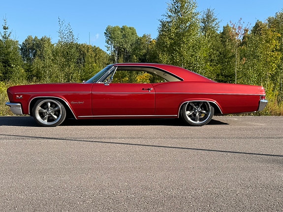 Chevrolet Impala 4 of 20