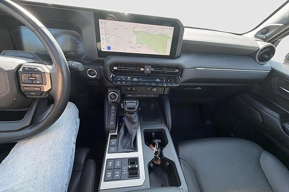 Toyota Land Cruiser 17 of 19