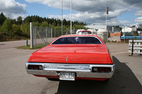 Plymouth Roadrunner 6 of 24