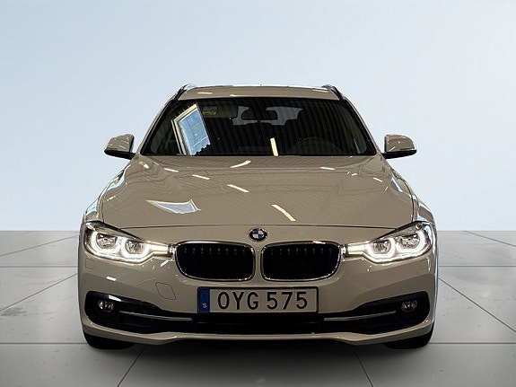 BMW 320d 2 of 22