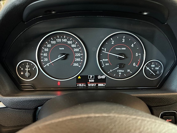BMW 320d 17 of 22