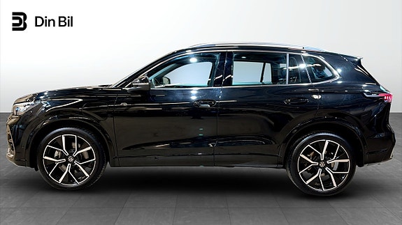 Volkswagen Tiguan 2 of 23