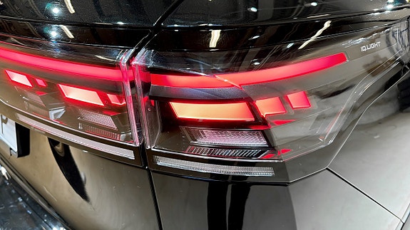 Volkswagen Tiguan 16 of 23