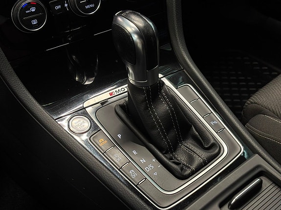 Volkswagen Golf I 21 of 29