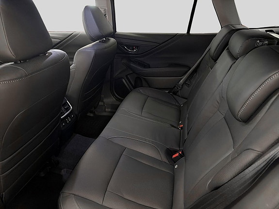 Subaru Outback 9 of 9