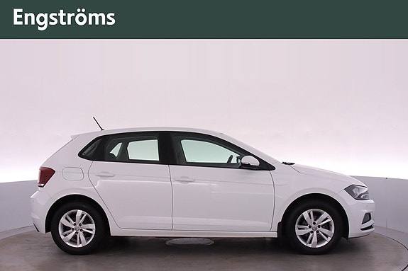Volkswagen Polo 2 of 12