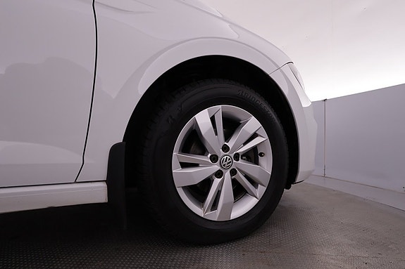 Volkswagen Polo 8 of 12