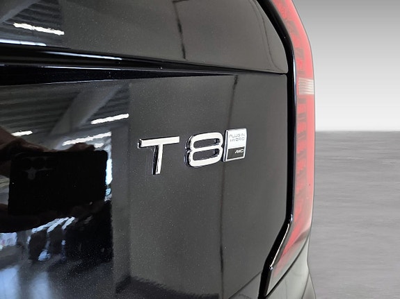 Volvo XC90 15 of 18