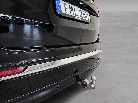 Volvo XC90 6 of 18