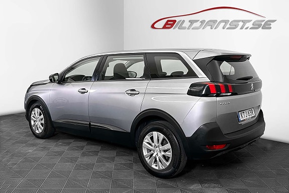 Peugeot 5008 2 of 20