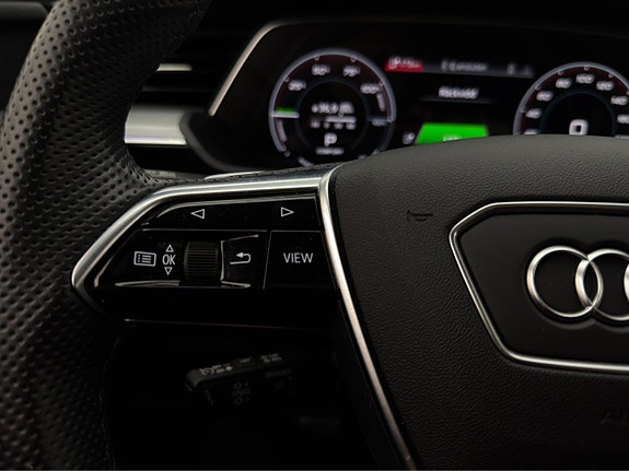 Audi Q8 26 of 30