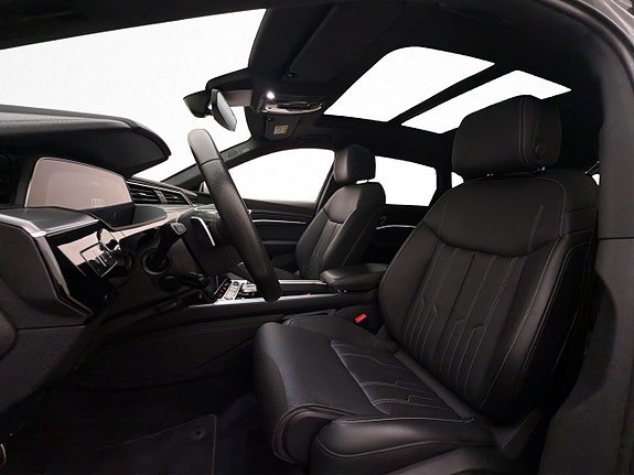 Audi Q8 17 of 30