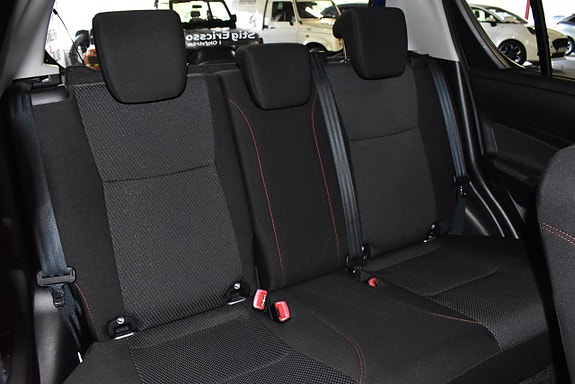 Suzuki Swift 9 of 17