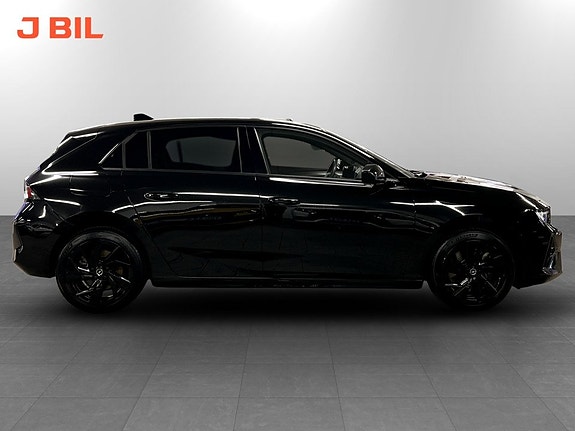 Opel Astra 13 of 15