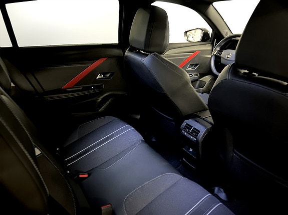 Opel Astra 12 of 15