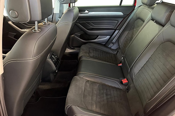Volkswagen Passat 11 of 11