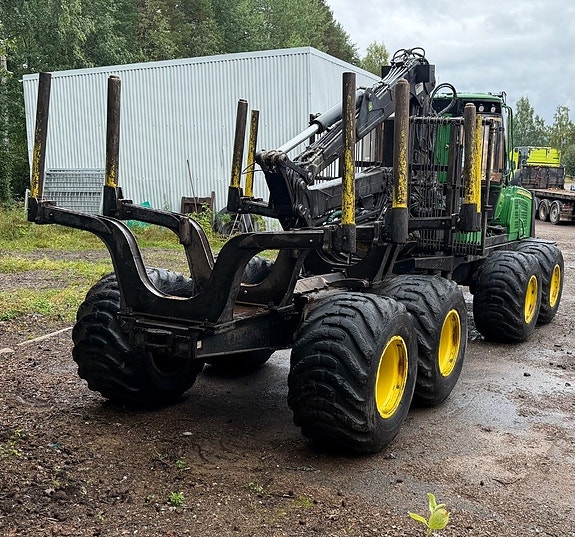John Deere 1210 E 8 of 15