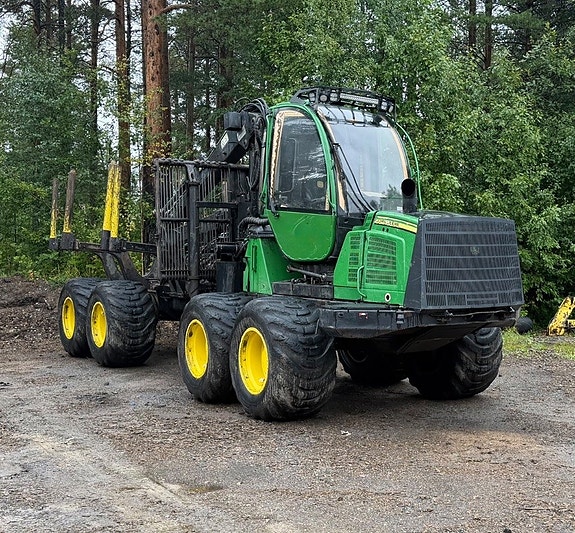 John Deere 1210 E 5 of 15
