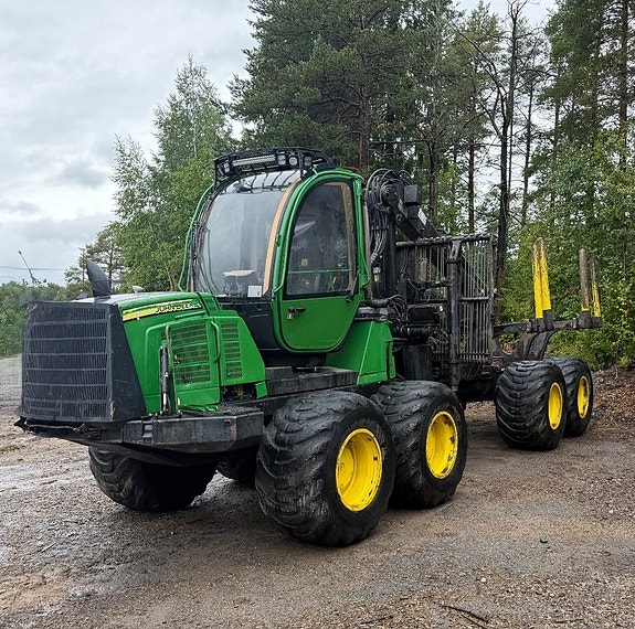 John Deere 1210 E 6 of 15