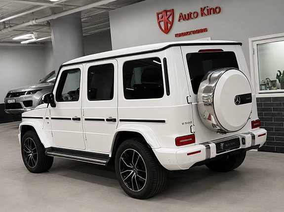 Mercedes-Benz G500 3 of 17