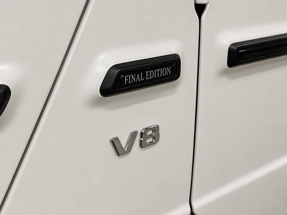 Mercedes-Benz G500 16 of 17