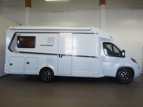 Weinsberg Carasuite 650 MF ALDE Markis Taksäng Cykelställ Kamera Fransk bädd 165hk 3 of 22