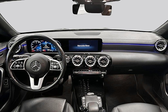 Mercedes-Benz CLA200 7 of 14