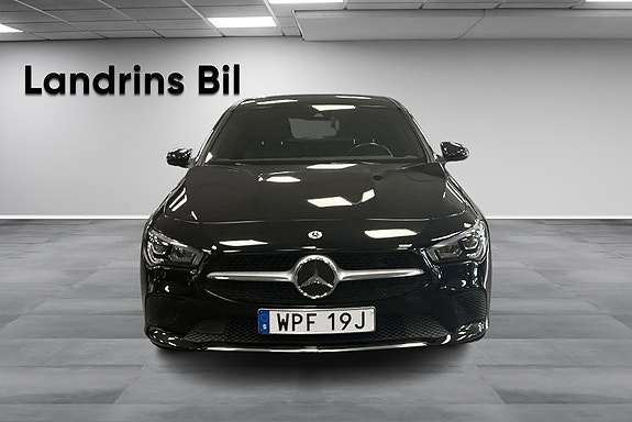 Mercedes-Benz CLA200 2 of 14