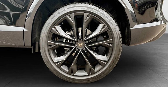 Cupra Formentor 8 of 8