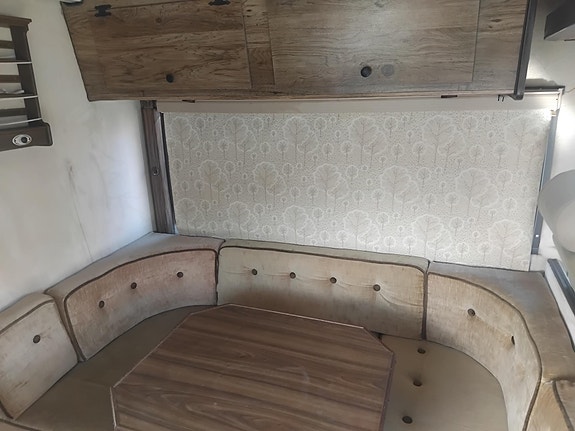 Winnebago 1976 WINNEBAGO INDIAN MOTORHOME 9 of 17