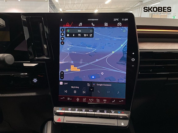 Renault Rafale 14 of 19
