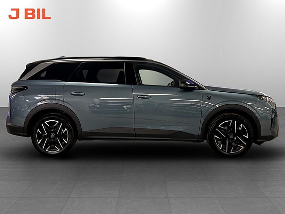 Peugeot 5008 14 of 16
