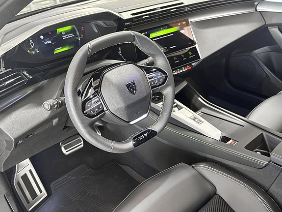 Peugeot 408 8 of 20