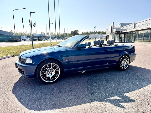 BMW 323Ci 2 of 6